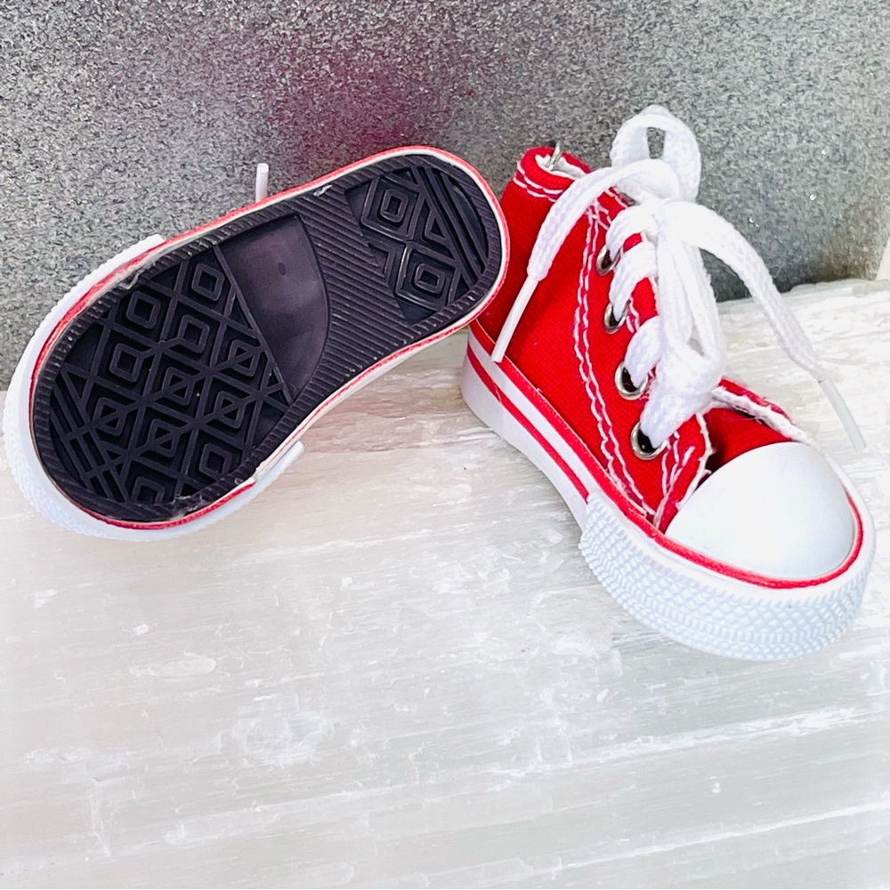 MINI SNEAKER KEYRINGS 2 RED his & hers running shoes Athlete Trainers - Picture 3 of 4